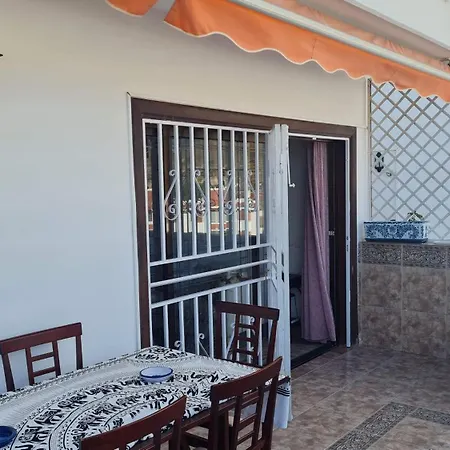 Colina Del Sur- South Hill Apartment