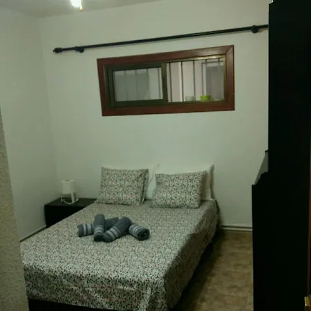 Colina Del Sur- South Hill Apartment *